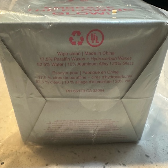 NWT - Liquid Motion Lamp from UO Home in sold out blue - Picture 6 of 11